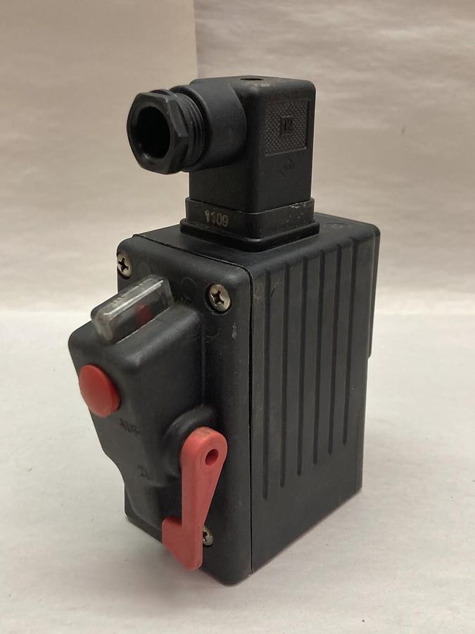 Used Gemu,205 10D 1 1 4112050/60,Electrically Operated Solenoid Valve 220V 50/60Hz