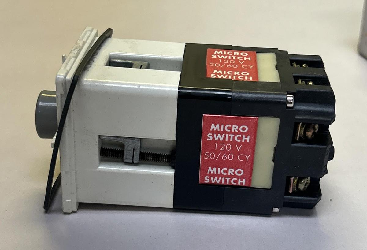 HONEYWELL,909AAA51,PUSH BUTTON NOS