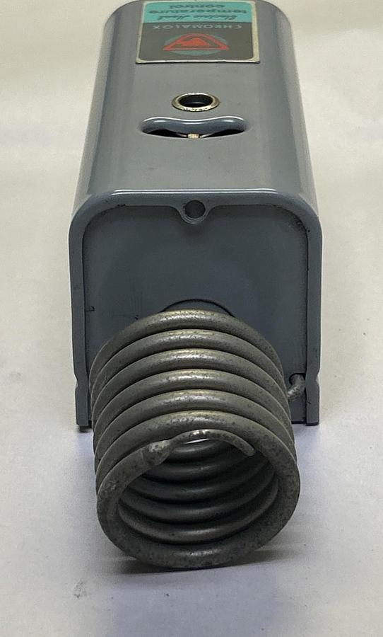 Used CHROMALOX,7804,TEMPERATURE CONTROL