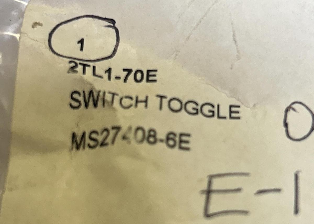 Used HONEYWELL,2TL1-70E,TOGGLE SWITCH NEW