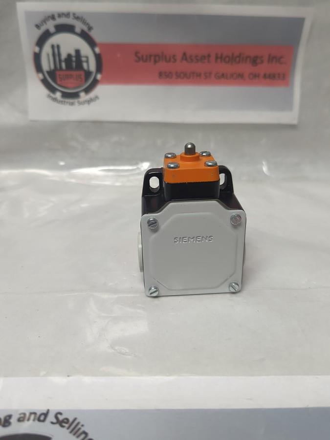 Used SIEMENS,3SE2-100-1B,LIMIT SWITCH PRE-OWNED