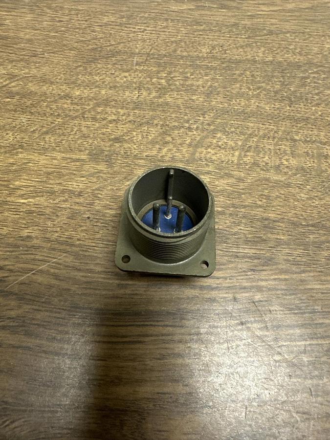 Amphenol,18-5P,3 Pin Male Connector