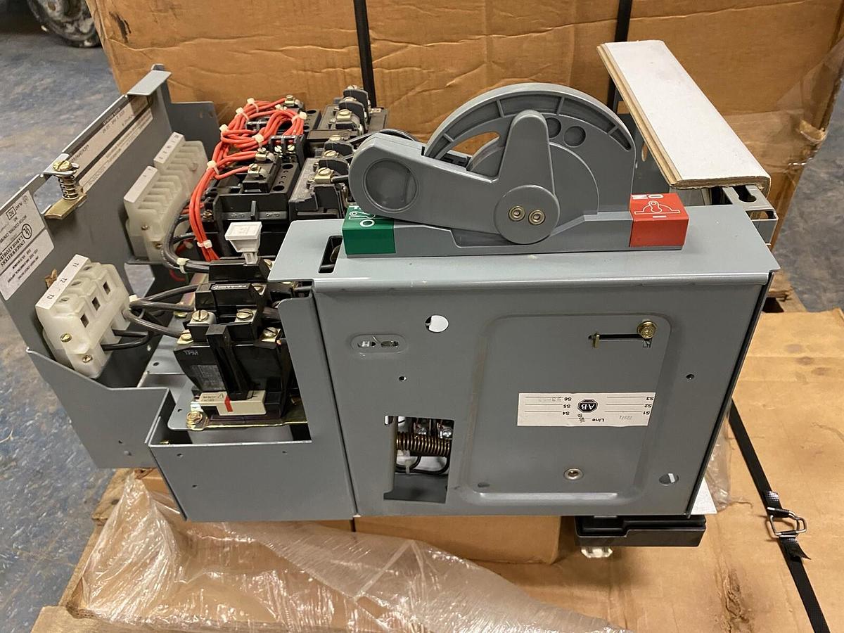 Allen-Bradley,2100,Centerline Reversing Starter 18 INCH MCC Bucket Sz 1 2106