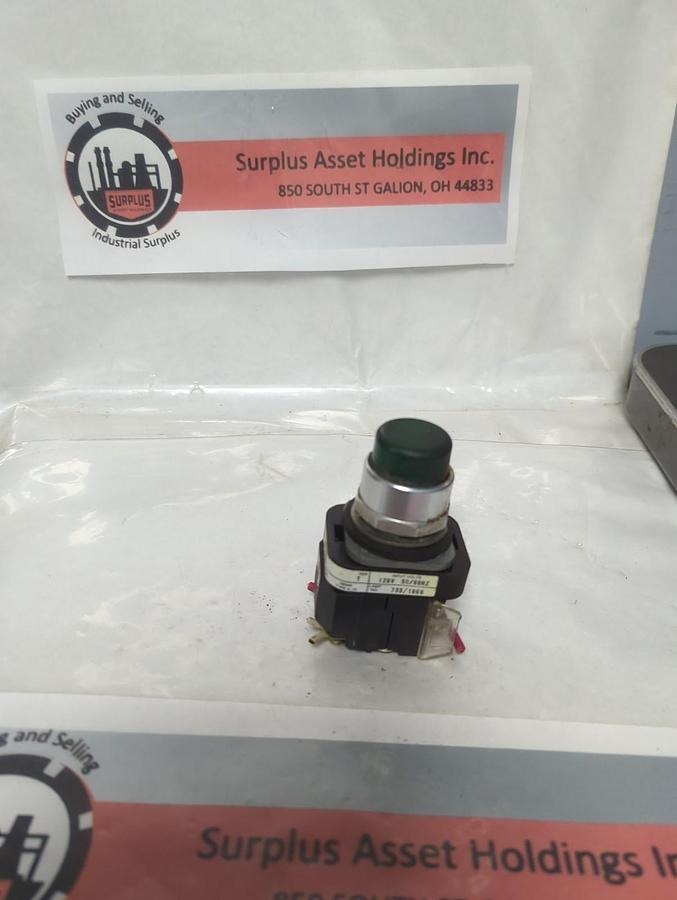 Used ALLEN BRADLEY,800T-PT16,SERIES T PUSH BUTTON GREEN PRE-OWNED