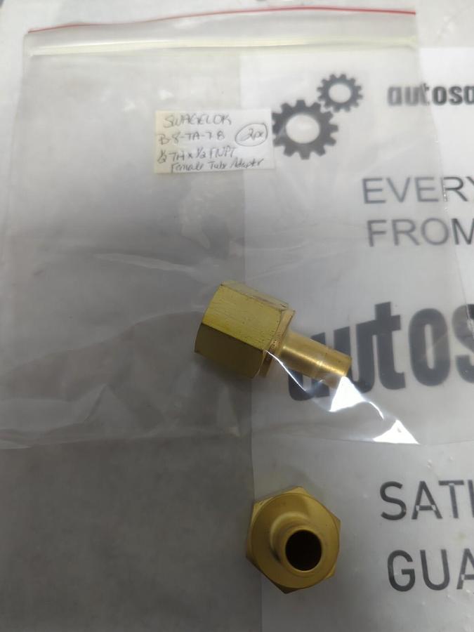 SWAGELOK,B-8-TA-7-8,1/2TA X 1/2FNPT FEMALE TUBE ADAPTER LOT OF 2 NOS