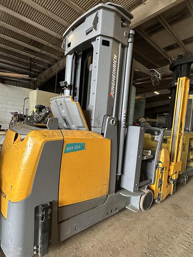 Used Jungheinrich,EKX 514,Electric Loader/Order Picker 72V Charger Included