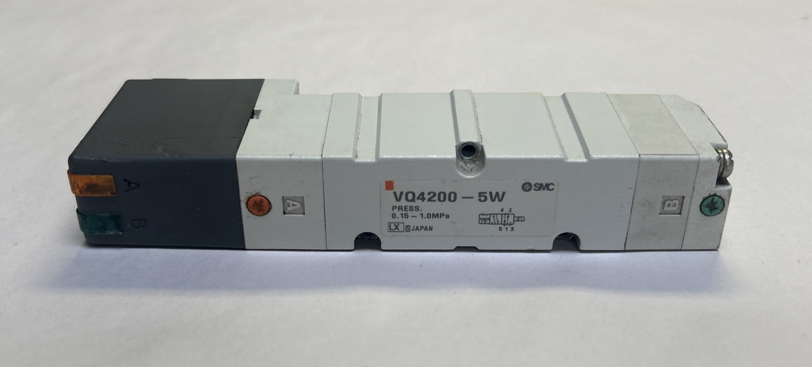 Used SMC,VQ4200-5W,SOLENOID VALVE