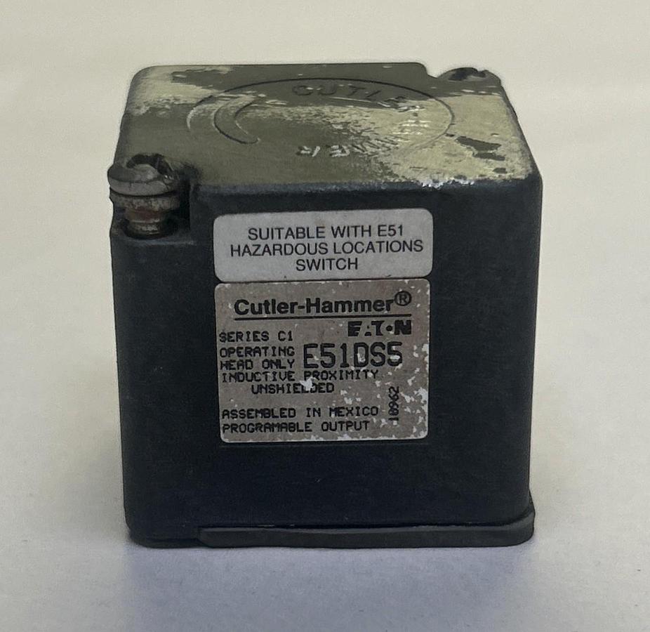 Used CUTLER HAMMER,E51DS5,PROXIMITY SWITCH HEAD