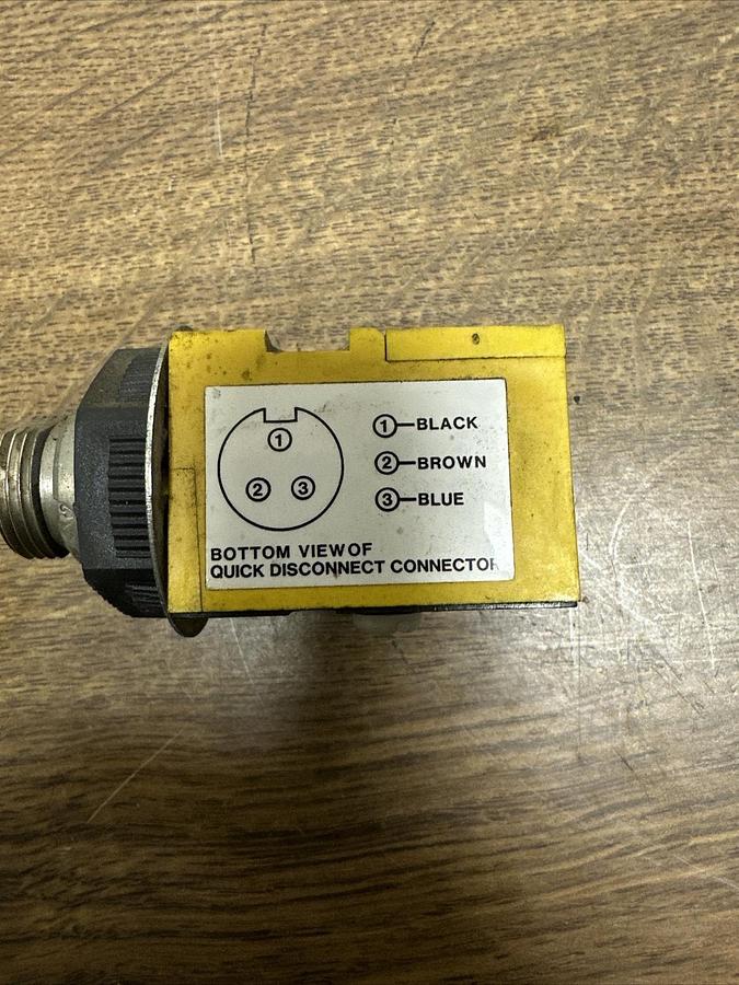 Used Valu-Beam,SM2A912LVQD,Photo Electric Sensor