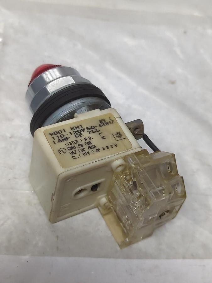 Used SQUARE D,9001 KM1,SERIES E RED PILOT GE 755 LAMP PRE-OWNED