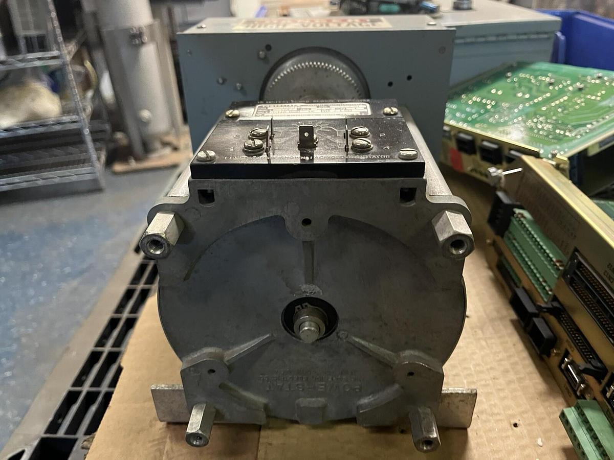 Used SUPERIOR,15MG126,POWERSTAT VARIABLE AUTOTRANSFORMER KVA 2.1