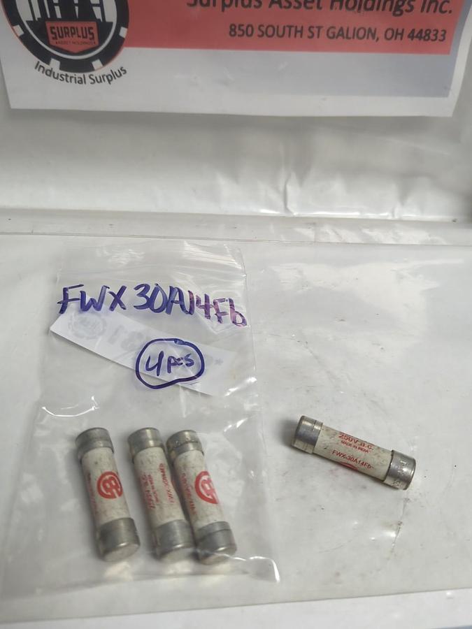 Used COOPER BUSSMANN,FWX30A14FB,30 AMP FUSE LOT OF 4 PRE-OWNED