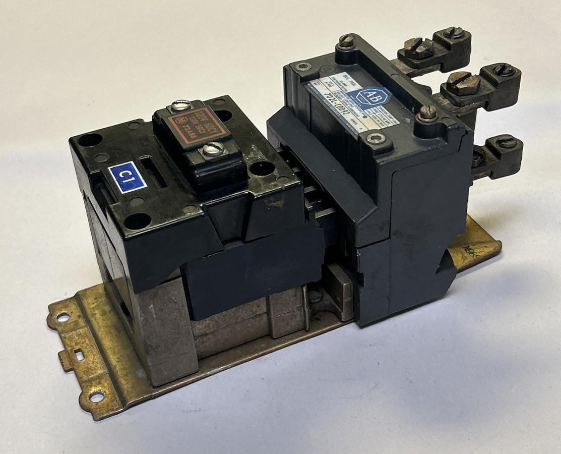 Used ALLEN BRADLEY,702L-COD92,CONTACTOR 60A 600V