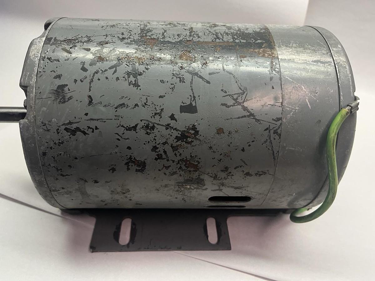 Used AO SMITH,C48H2C11,MOTOR 1/3HP 3450RPM 1PH FR 48