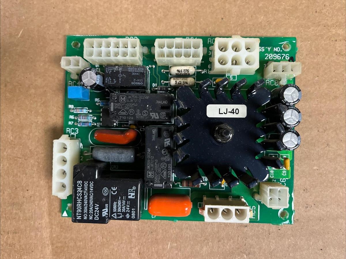 Used MILLER,209676A,WELDER CONTROL BOARD