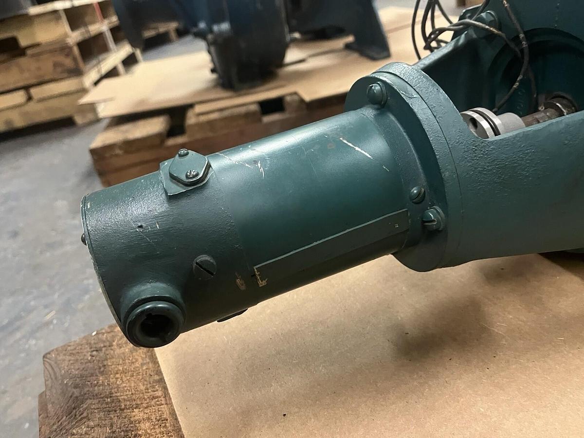 Used RELIANCE,169AT,RPM DC MOTOR 2HP 150VDC 1750RPM 5PY59JY27 RESOLVER