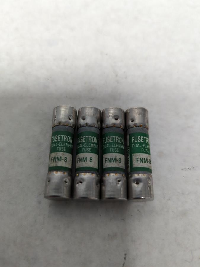 COOPER BUSSMANN,FNM-8,FUSETRON 8 AMP FUSE LOT OF 4 NOS