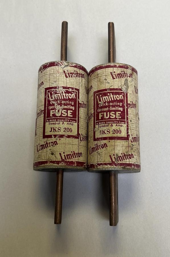 Used BUSSMANN,JKS200,LIMITRON FUSE 200A 600V LOT OF 2
