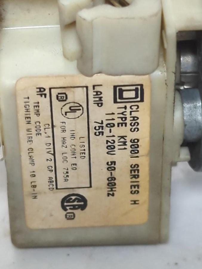 Used SQUARE D,9001 KM1,SERIES H PUSHBUTTON GREEN 110-120V 50/60HZ PRE-OWNED