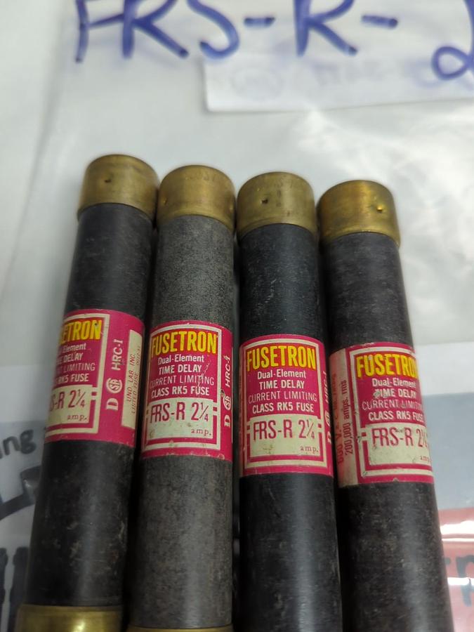 Used COOPER BUSSMANN,FRS-R-2-1/4,FUSETRON 2-1/4 AMP FUSE LOT OF 4 PRE-OWNED