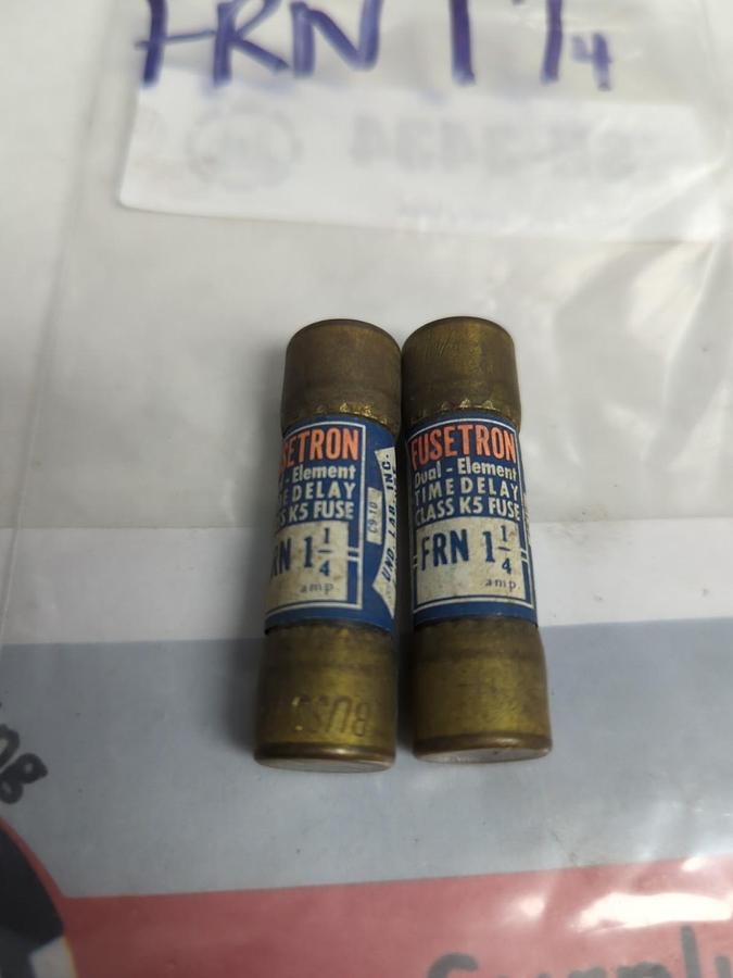 Used COOPER BUSSMANN,FRN-1-1/4,FUSETRON 1-1/4 AMP FUSE LOT OF 2 PRE-OWNED