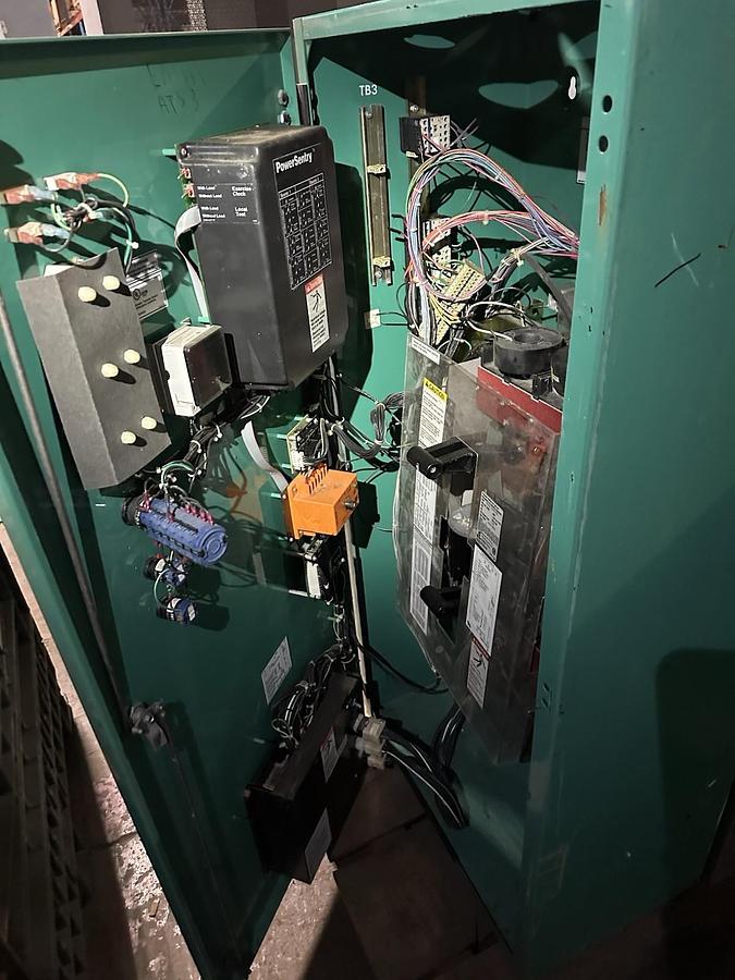 Used Onan,OT 400,Transfer Switch 480V 400Amp 60Hz 4 Pole 1 or 3 Phase