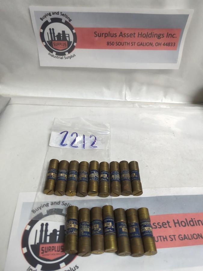 UNION,2212,RENEWABLE FUSE 15 AMP LOT OF 16 PRE-OWNED