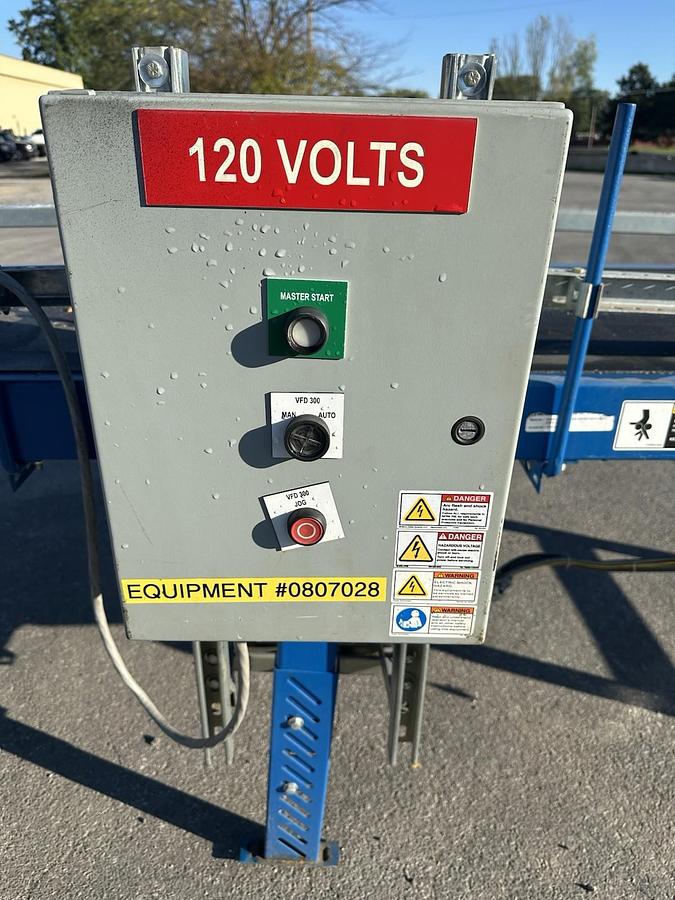 Used Lewco,S12518-001-01,Motorized Conveyor 144"' x 24"