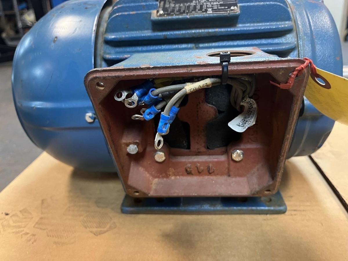 Used WEG W22,TE1BF0XON CC029A,SEVERE INVERTER MOTOR 5HP 1755RPM 3PH 182T 184T