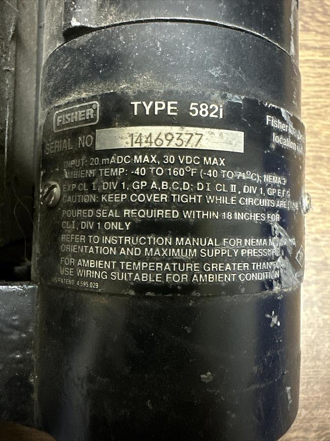 Used Fisher,5821,Pneumatic Valve Positioner