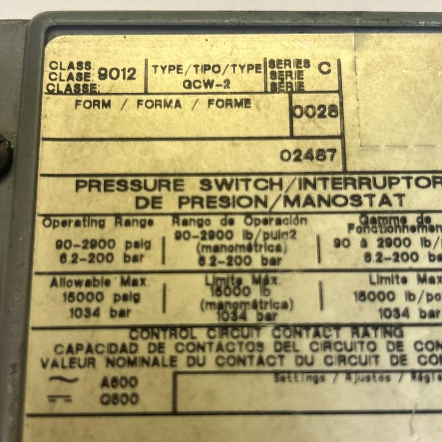 Used SQUARE D,9012GCW2,PRESSURE SWITCH