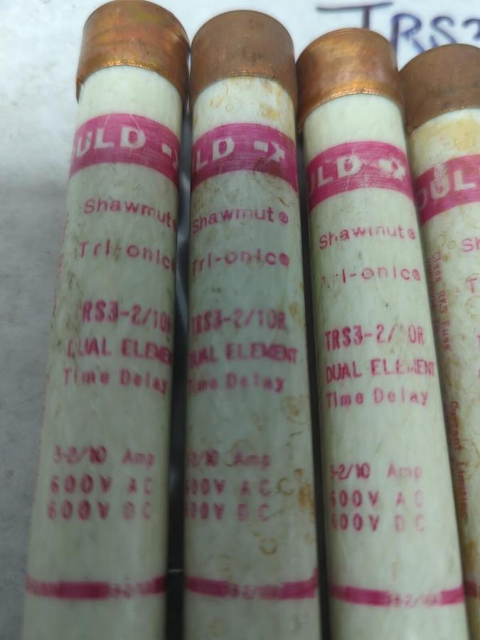 Used GOULD SHAWMUT,TRS3-2/10R,TRI-ONIC 3-2/10 AMP FUSE LOT OF 4 PRE-OWNED