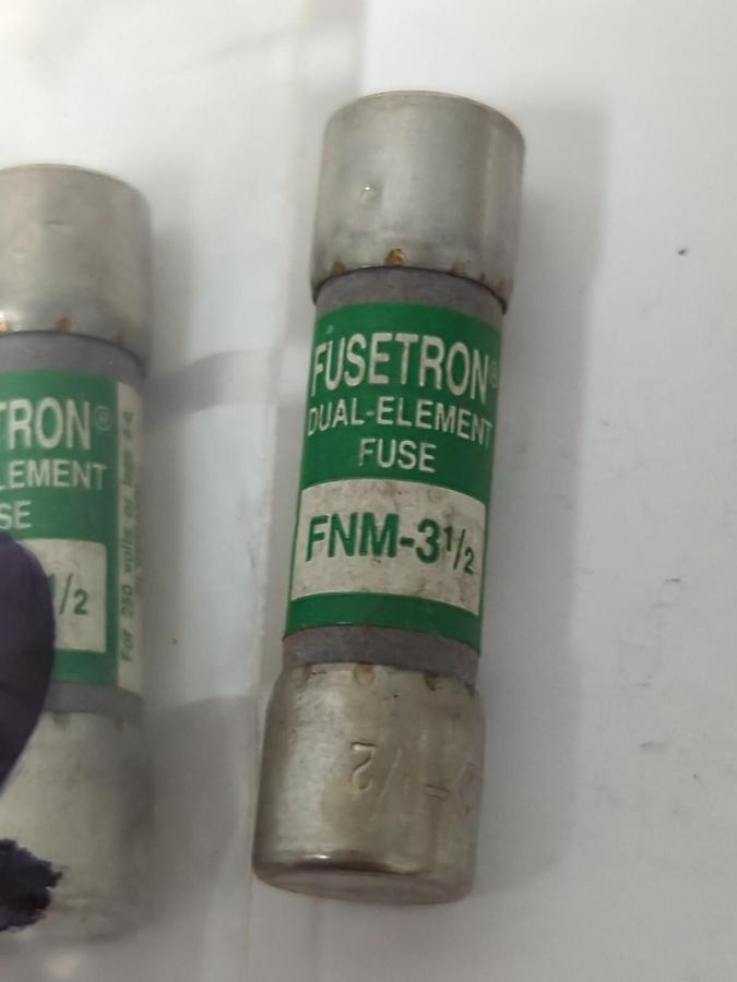 COOPER BUSSMANN,FNM 3-1/2,FUSETRON  3-1/2 AMP FUSES LOT OF 5 NOS