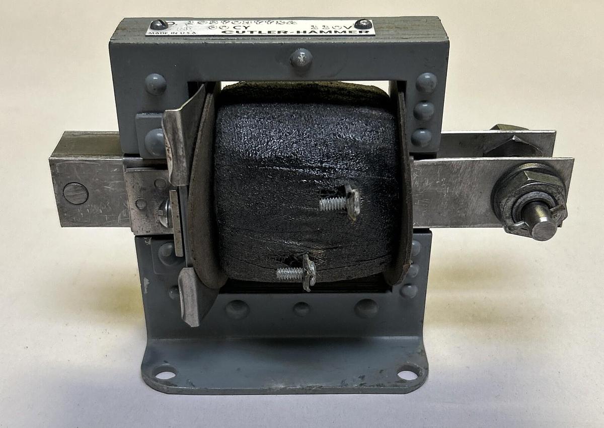 Used CUTLER HAMMER,10370H772A,COIL