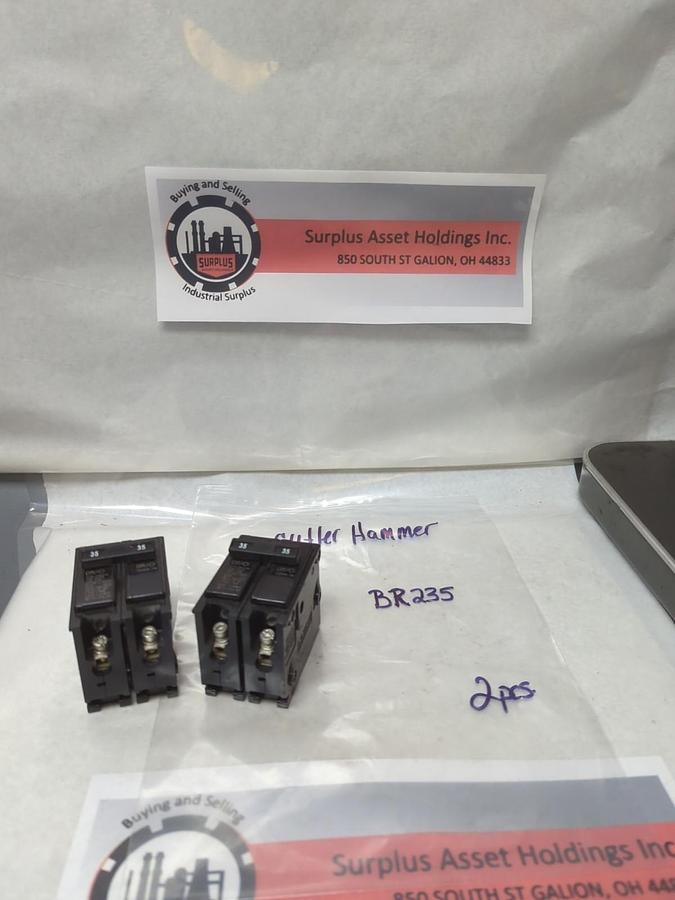 Used CUTLER-HAMMER,BR235,CIRCUIT BREAKER 2-POLE 35 AMP LOT OF 2 PRE-OWNED