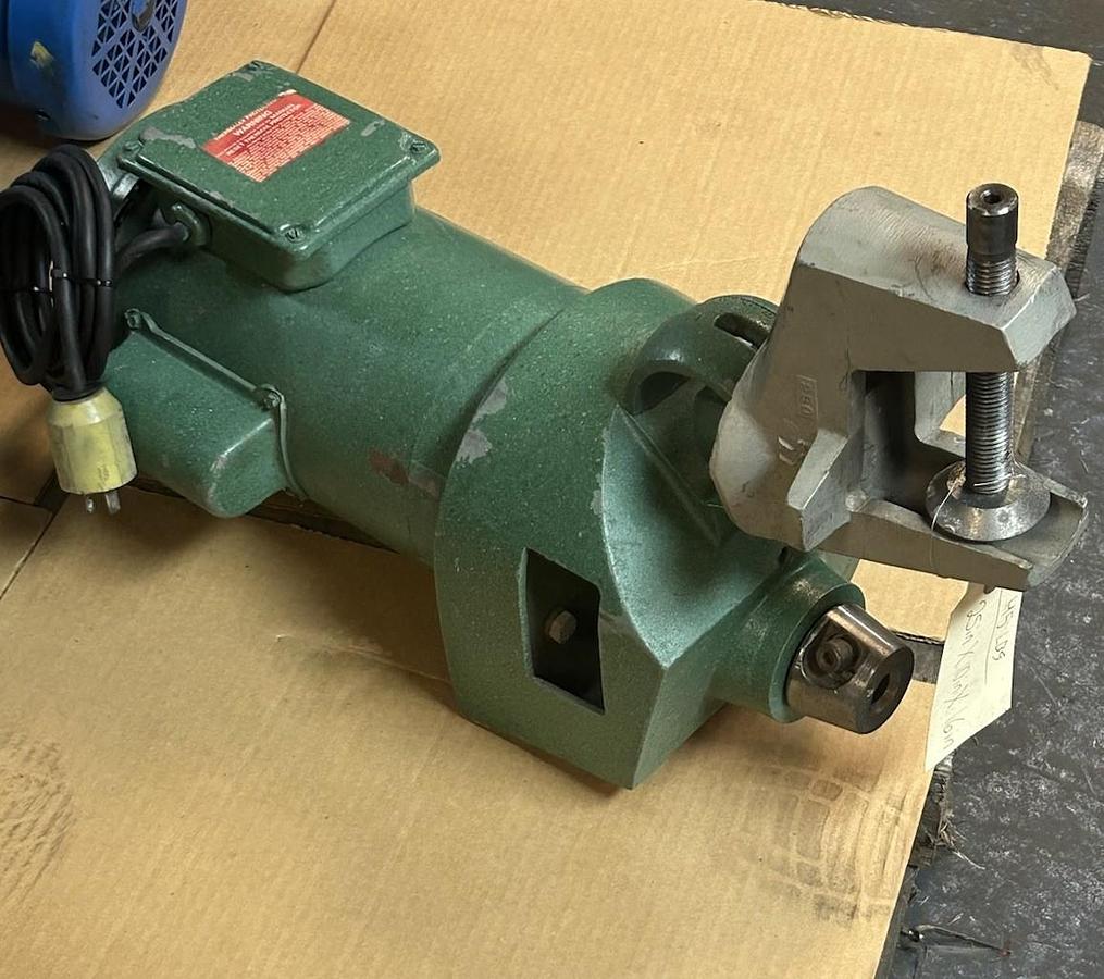 Used LIGHTNIN,E77R3026T-QW,AGITATOR MIXER .30HP 115/230V 1725/1425RPM 1PH FD56YZ FR