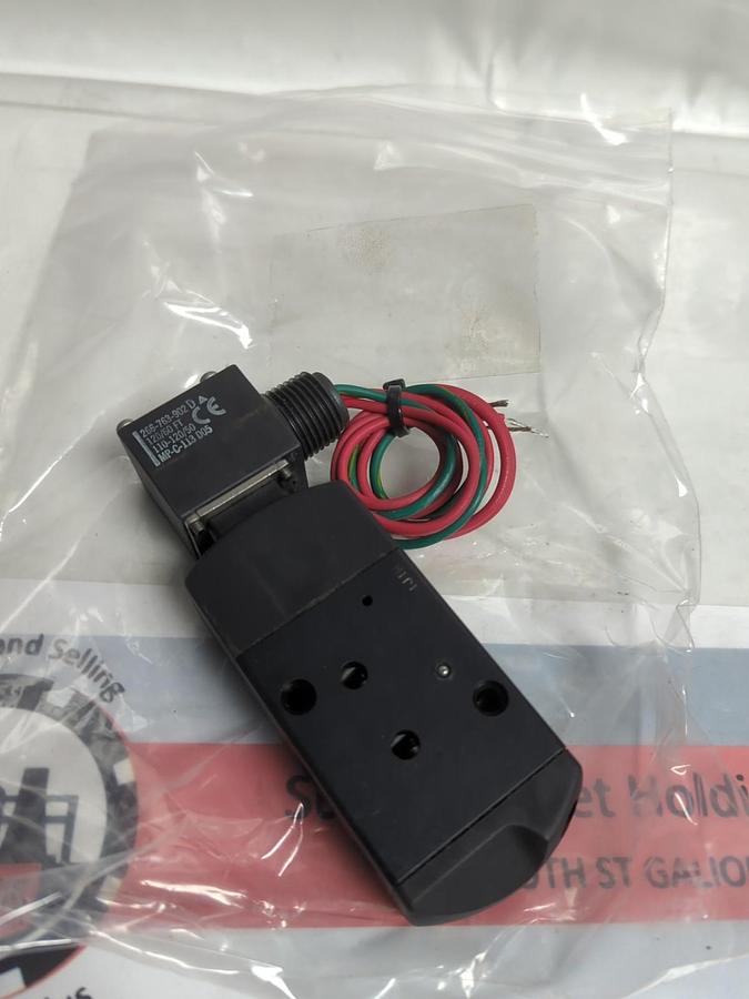 Used ASCO,8551ADD1ECYZ,SOLENOID VALVE 120V PRE-OWNED