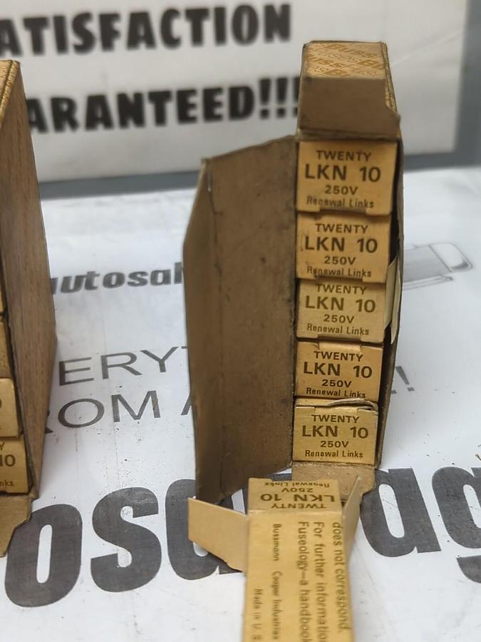 COOPER BUSSMANN,LKN-10,SUPER-LAG RENEWAL LINKS 250V LOT OF 220