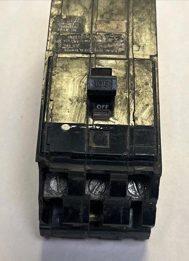 Used SQUARE D,Q13100,CIRCUIT BREAKER 100A 120/240V 3P