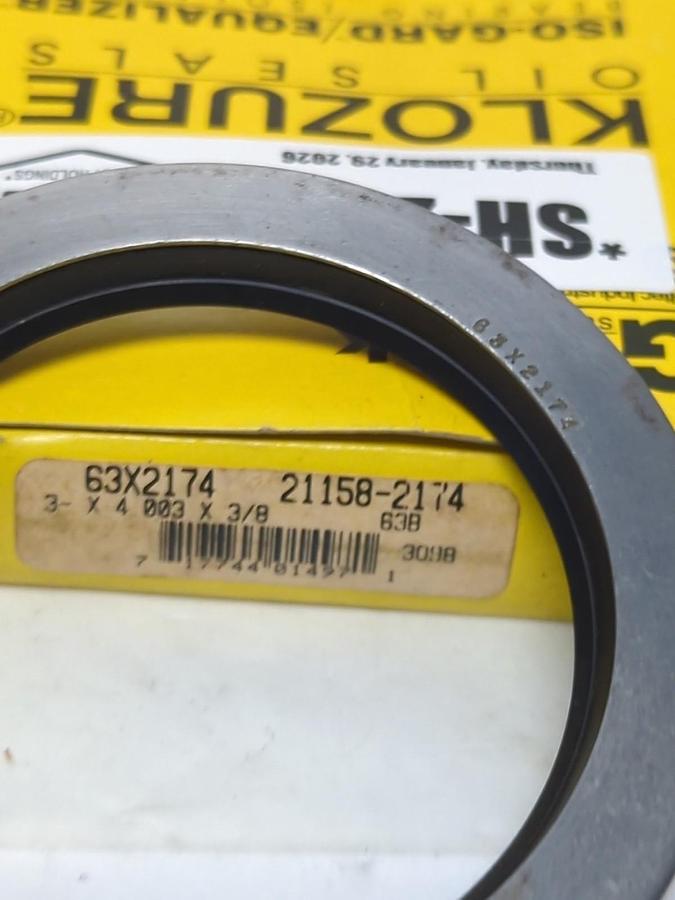 GARLOCK KLOZURE,21158-2174,OIL SEAL 3 X 4.003 X 3/8 NOS