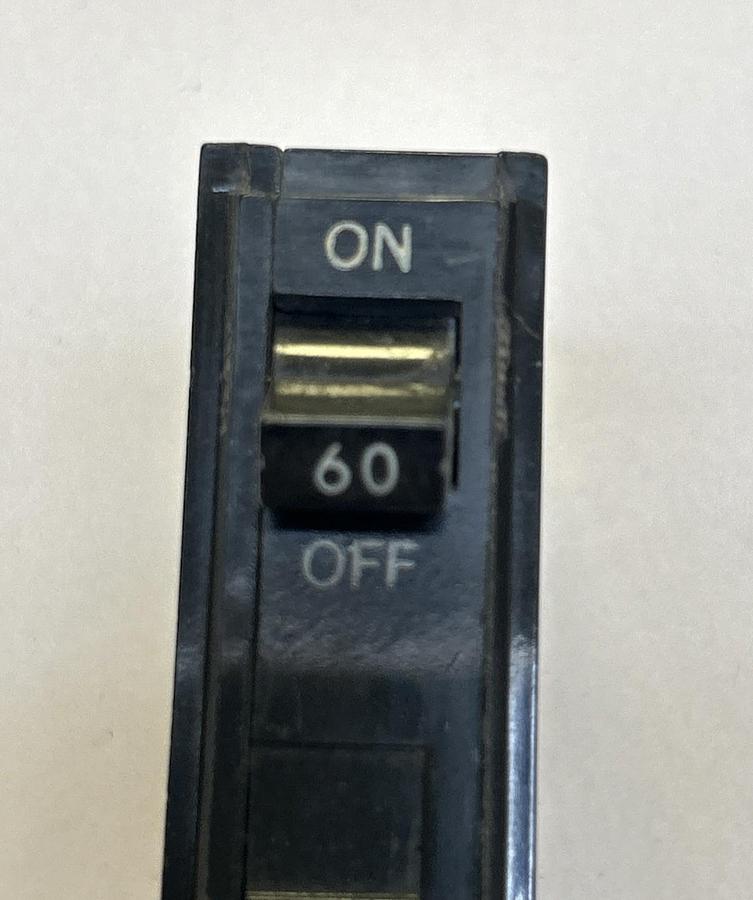 Used GENERAL ELECTRIC,THQB1160,CIRCUIT BREAKER 60A 120/240V 1P