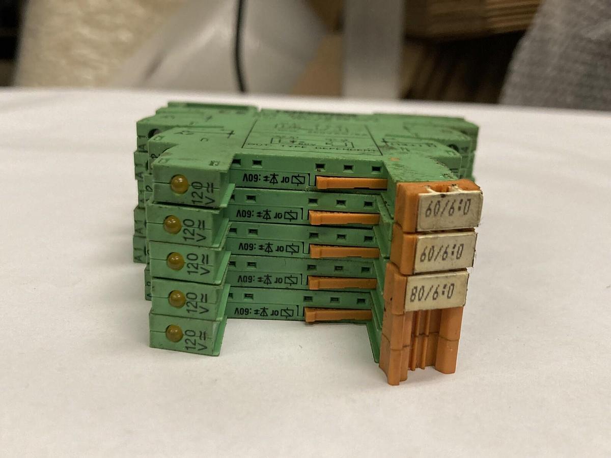Used Phoenix Contact,PLC-BSC-120UC/21,Relay Base 2966032 120 VAC LOT OF 5