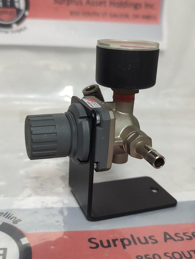 Used CAMOZZI,M004-RS39,REGULATOR ASSEMBLY PRE-OWNED