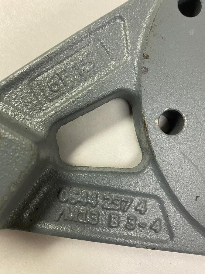 Sew Eurodrive,0644-237-4/M13,Torque Arm Mounting Stabilizer