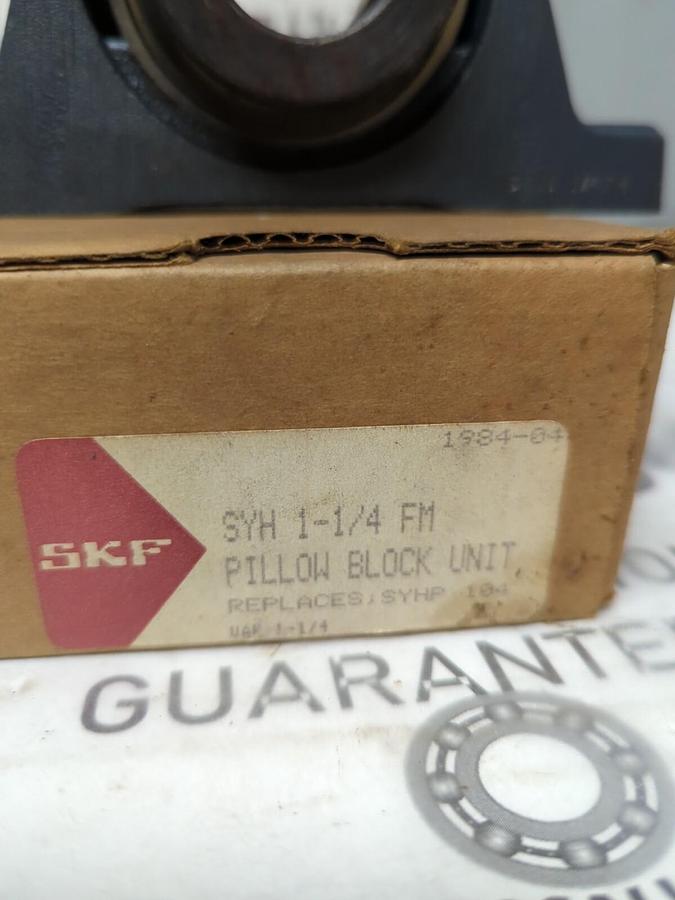 SKF,SYH 1-1/4 FM,PILLOW BLOCK BEARING WITH COLLAR 1-1/4 INCH NOS