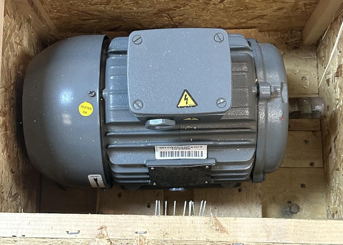 WEG,1080416756,MOTOR 3HP 230/460V 3510RPM 3PH 100L-02 FRAME