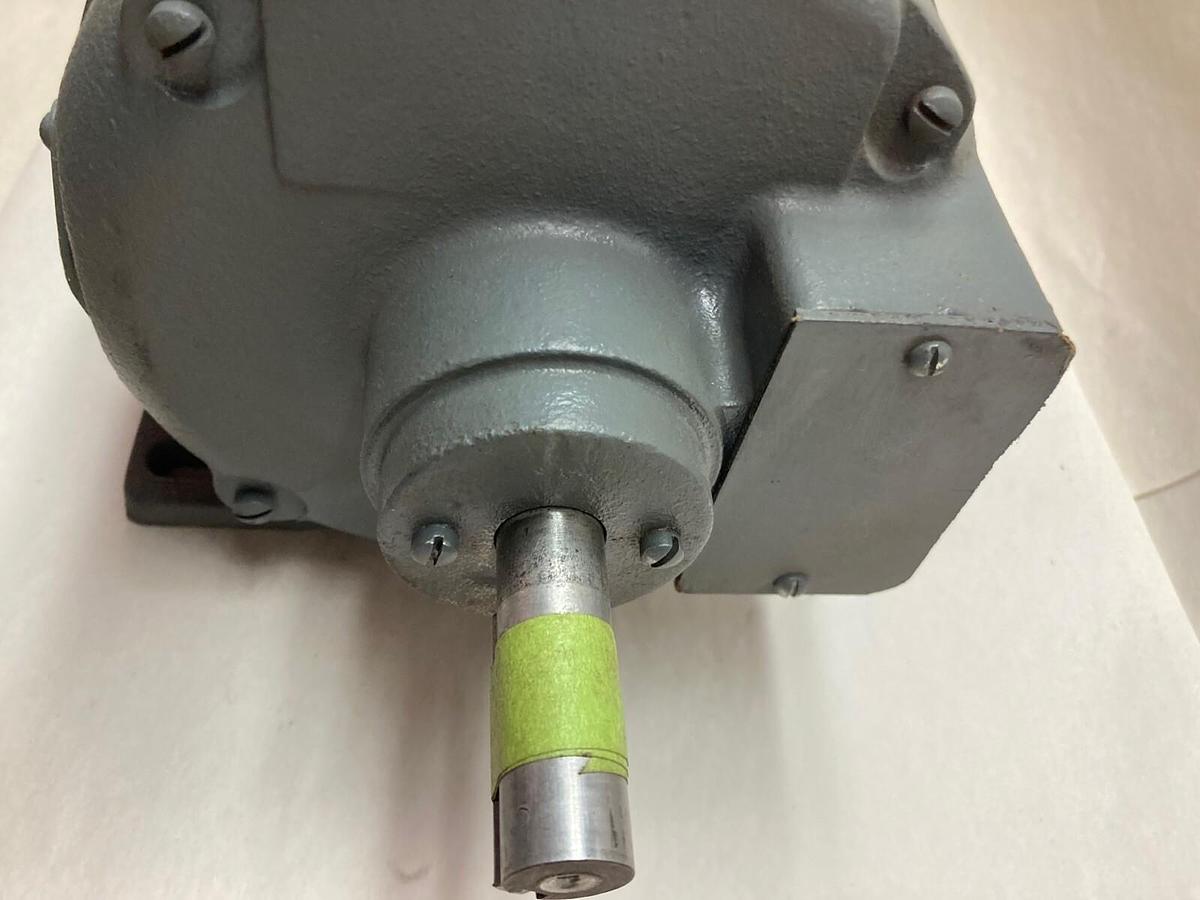 Used General Electric,5BC42AB1865B,Tachometer Generator 1000rpm 100v