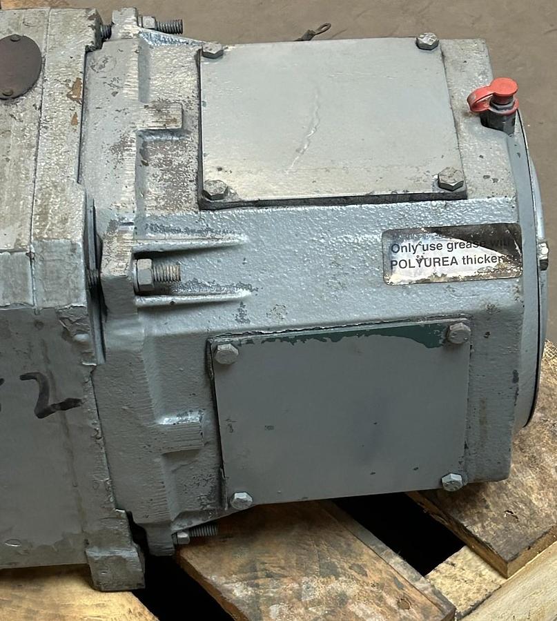 Used RELIANCE,01KA597350-NY,DC MOTOR 5HP 1380RPM 180V C1812ATZ FR BROKEN FOOT MOUNT