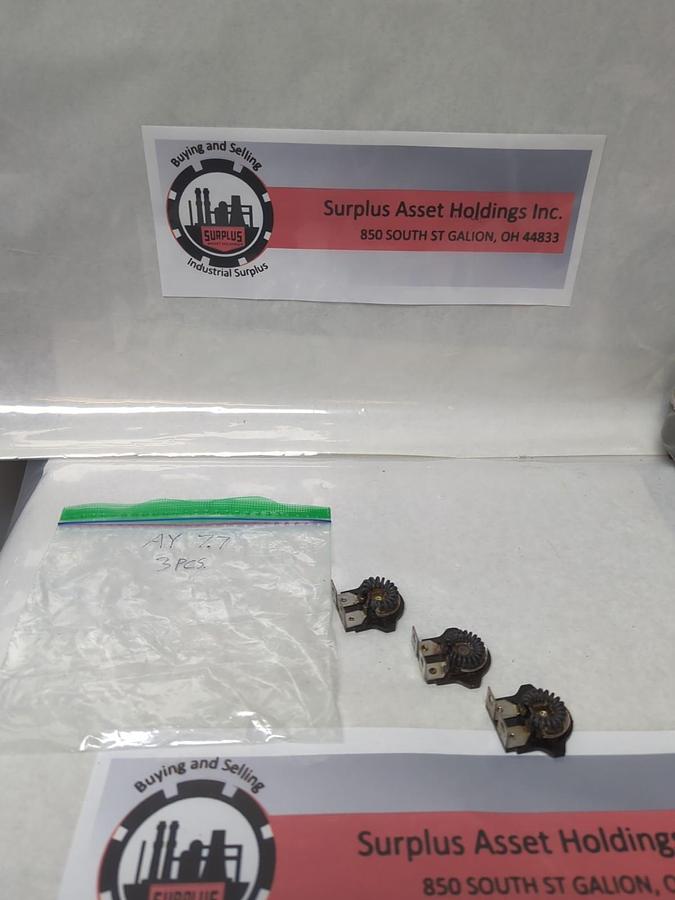 Used WESTINGHOUSE,AY-7.7,OVERLOAD THERMAL HEATER RELAY LOT OF 3 MISSING SCREWS USED