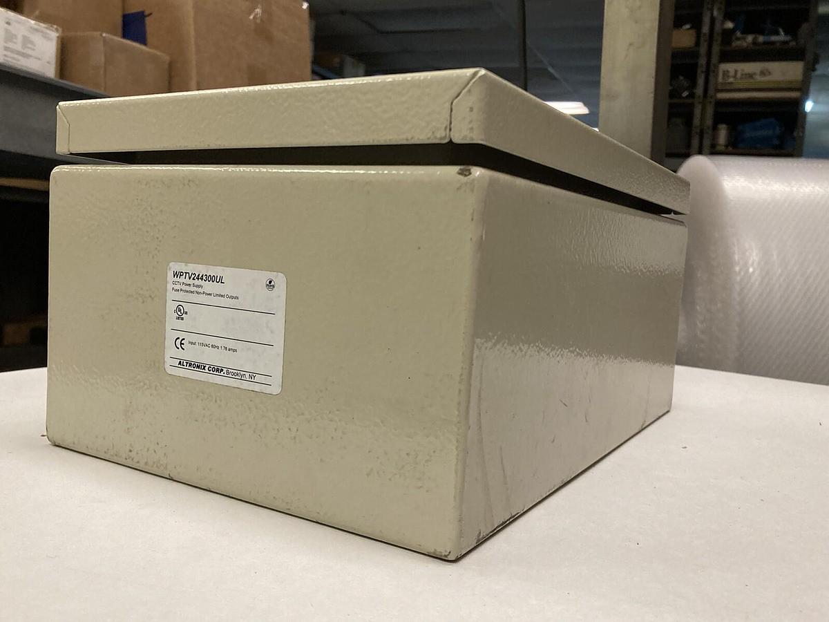 Altronix,WPTV244300UL,Power Supply 3PTC 1 Fuse 24Vac 15A Max